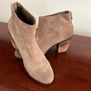 Vince Camuto suede boots